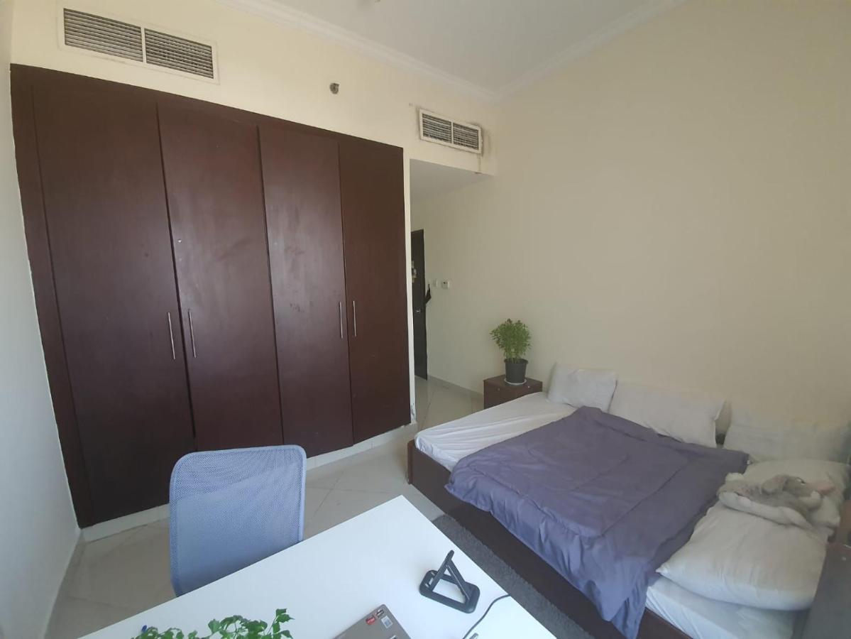 דובאי One Masterbedroom In 2 Bedroom Apt,Al Darwesh,Al Barsha 1 מראה חיצוני תמונה